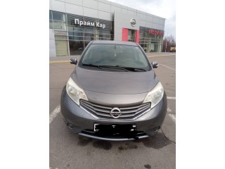 Продам автомобиль Nissan Note 2013 года