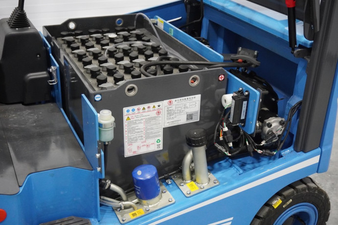 elektriceskii-vilocnyi-pogruzcik-trf-15-tonny-v-dnr-novyi-dostavka-big-4