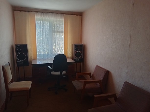 prodam-3-x-komnatnuiu-kvartiru-big-2