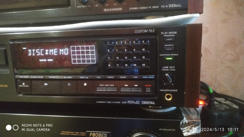 cd-pleer-soni-cdp-707esd-big-2