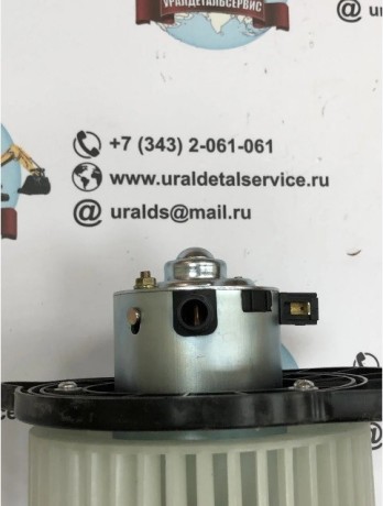 motor-otopitelia-dlia-hitachi-zax200-3-zax240-3-zax330-3-big-2