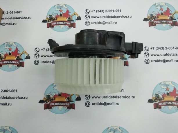 motor-otopitelia-xb00001057-hitachi-big-1