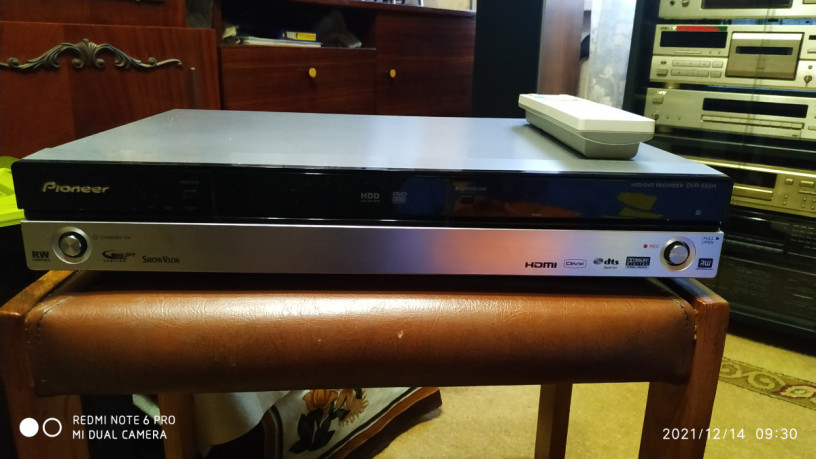 dvd-pleer-pioner-dvr-555-hs-big-0