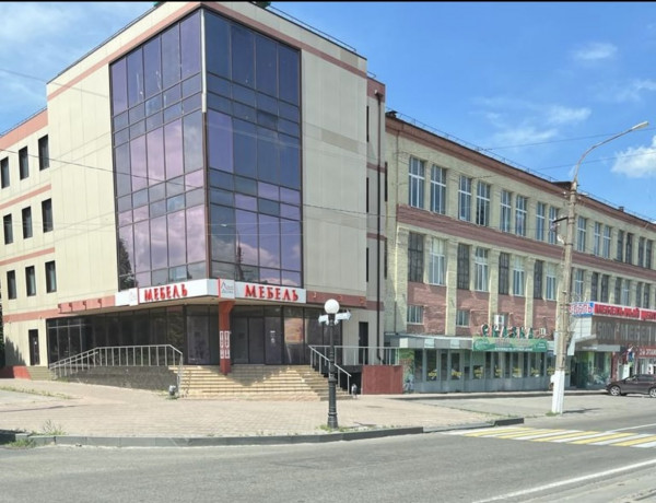 arenda-pomeshheniia-1250-kvm-big-0