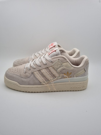 krossovki-zenskie-adidas-forum-s-nitkami-big-2