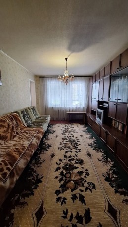 prodam-3-x-komn-kvartiru-s-avt-otop-v-gorode-lugansk-kvartal-iuznyi-big-1
