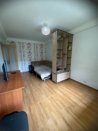 dokumenty-gotovyprodam-2-x-komn-kvartiru-g-lugansk-kv-gagarina-big-3