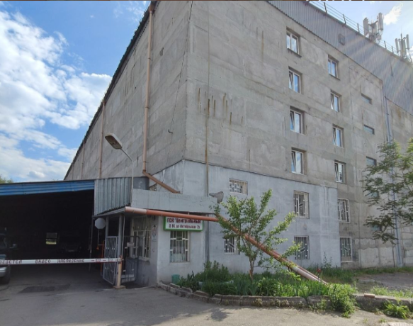 garaz-v-voros-r-ne-gk-centralnyi-big-4