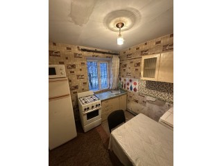 Продам 2-х комн квартиру в городе Луганск квартал Молодежный