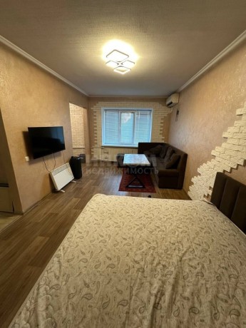 prodam-1-komn-kvartiru-v-gorode-lugansk-kvartal-sevcenko-big-1