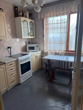 prodam-2-x-komn-kvartiru-v-gorode-lugansk-kvartal-dzerzinskogo-big-2