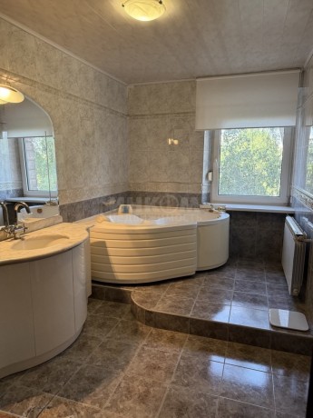 prodam-kvartiru-167m2-v-gorode-lugansk-ulica-sovetskaia-big-4