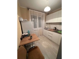 Продам 1-комн квартиру в городе Луганск квартал Шевченко