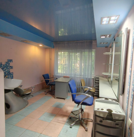 salon-krasoty-v-centre-budenovskogo-r-na-ul-polockaia-big-0