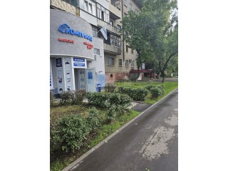 Продам помещение 100 м2 в городе Луганск квартал Дружба