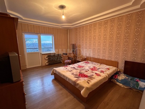 prodam-2-x-etaznyi-dom-v-gorode-lugansk-ulica-gozenko-big-4