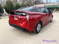 toyota-prius-2017-small-2