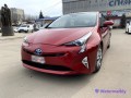 toyota-prius-2017-small-0