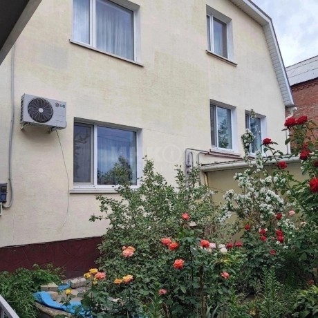 prodam-dom-285-m2-v-gorode-lugansk-zovtnevyi-raion-big-0