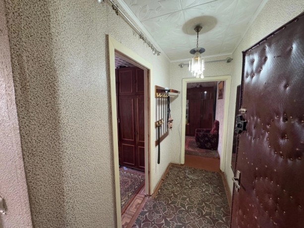 prodam-2-x-komn-kvartiru-v-gorode-lugansk-kvartal-komarova-big-4