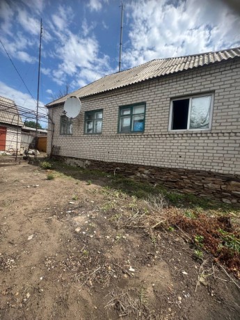 rodam-dom-v-g-lugansk-kamennobrodskii-raion-ul-serafimovica-big-0