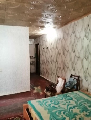 prodam-2-x-komn-kvartiru-v-centre-goroda-lugansk-big-4