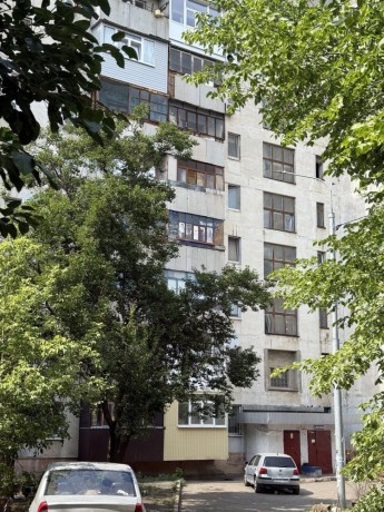 prodam-1-komnatnuiu-kvartiru-kv-vostocnyi-big-0