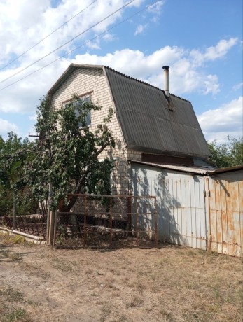 prodam-2-daci-st-severskii-donec-big-0