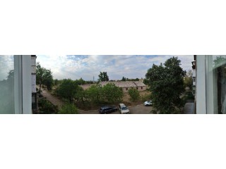 Продаётся 3-х комнатная квартира - спальный живописный р-н г. Харцызска (Коммунист)