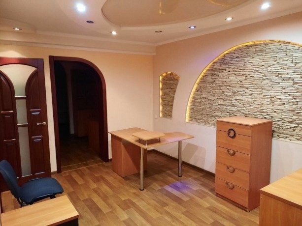 pomeshhenie-pod-ofis-v-kalininskom-r-ne-b-saxtostroitelei-big-0