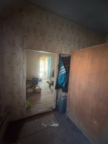 prodam-poldoma-ul-ukrainskaia-r-n-zd-bolnicy-big-1