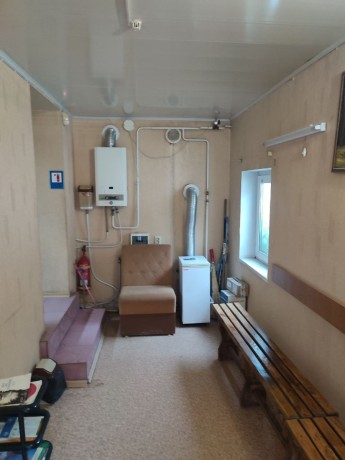 prodam-neziloe-pomeshhenie-zdanie-vetkliniki-s-prilegaiushhim-k-nemu-zilym-fligelem-big-1