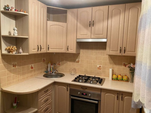 3-x-kom-kvartira-v-budenovskom-r-ne-ul-rimskogo-korsakova-big-0