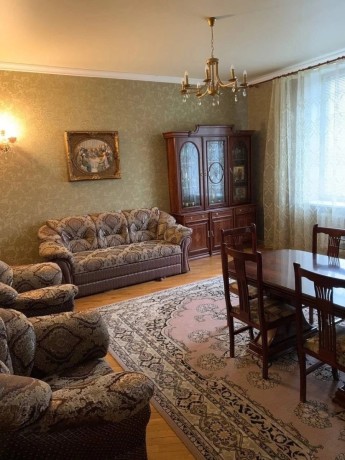 krupnogabaritnaia-3-x-kom-kvartira-v-vorosilovskom-r-ne-ul-50-letiia-sssr-big-0