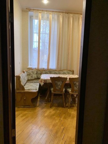 krupnogabaritnaia-3-x-kom-kvartira-v-vorosilovskom-r-ne-ul-50-letiia-sssr-big-1