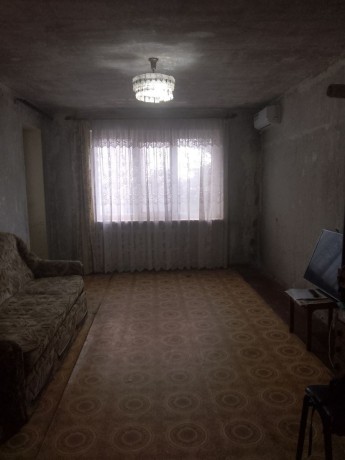 prodam-3-x-komnatnuiu-kvartiru-kvartal-iuznyi-big-1