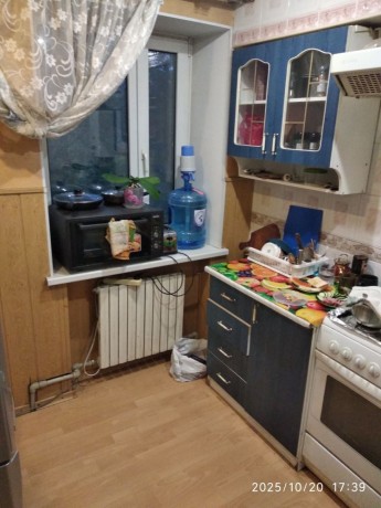 1-kom-kvartira-v-vorosilovskom-r-ne-ul-universitetskaia-big-2