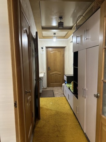 krupnogabaritnaia-1-kom-kvartira-v-kalininskom-r-ne-ul-razenkova-big-4