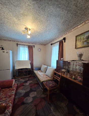 dom-v-leninskom-r-neul-azovskaia-ucastok-9-sotok-big-1