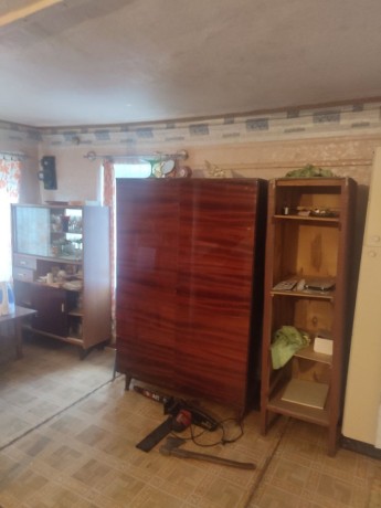 prodam-cast-doma-centr-goroda-luganska-r-n-m-na-start-big-1