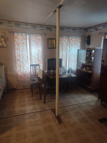 prodam-cast-doma-centr-goroda-luganska-r-n-m-na-start-big-2