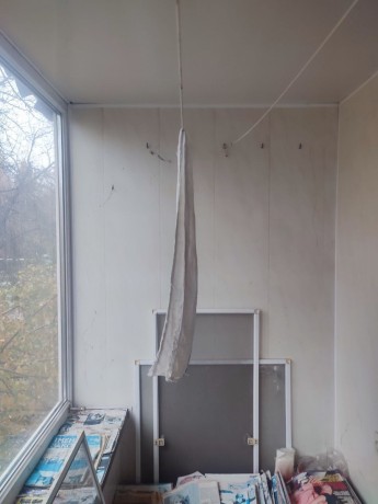 prodam-1-komnatnuiu-kvartiru-kvartal-gaevogo-gorod-lugansk-big-2