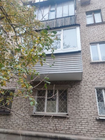 prodam-1-komnatnuiu-kvartiru-kvartal-gaevogo-gorod-lugansk-big-0