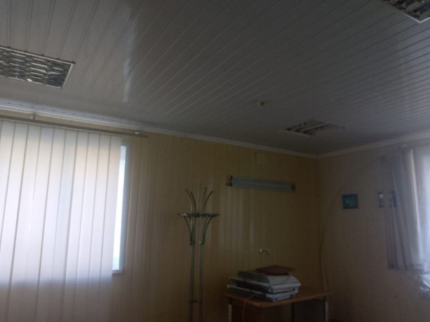 prodam-neziloe-pomeshhenie-centr-goroda-lutugino-big-3