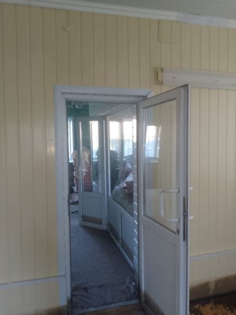 prodam-neziloe-pomeshhenie-centr-goroda-lutugino-big-2