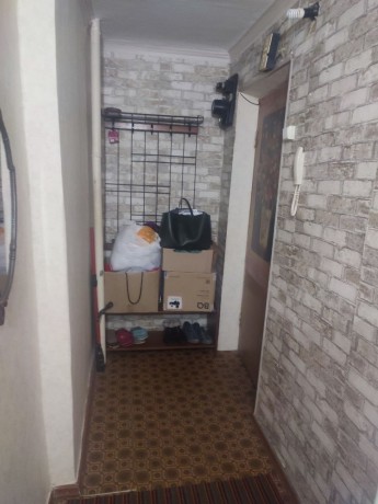 prodam-2-x-komnatnuiu-kvartiru-r-n-ss-5-kvartal-sevcenko-gorod-lugansk-big-2