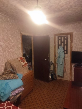 prodam-2-x-komnatnuiu-kvartiru-r-n-ss-5-kvartal-sevcenko-gorod-lugansk-big-3