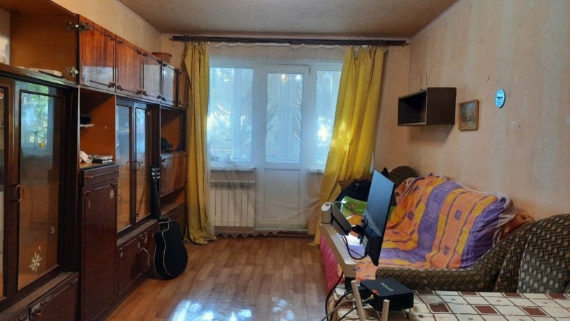 2-kom-kvartira-v-kuibysevskom-r-ne-pl-bakinskix-komissarov-46-m2-25-big-0