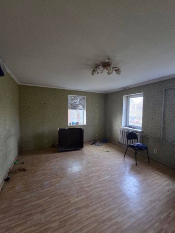 ucastok-9-sotok-s-domom-65-mm2-voda-247-v-proletarskom-r-ne-ul-zaovraznaia-big-1