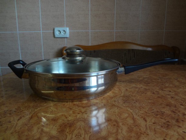 skovoroda-sanusy-iz-nerzaveiushhei-stali-big-1